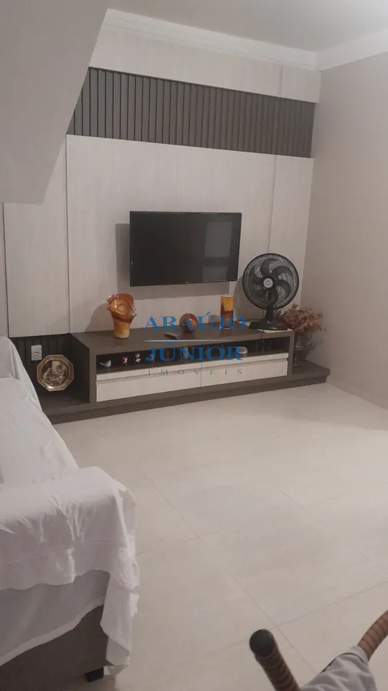 Casa, 4 quartos, 275 m² - Foto 2