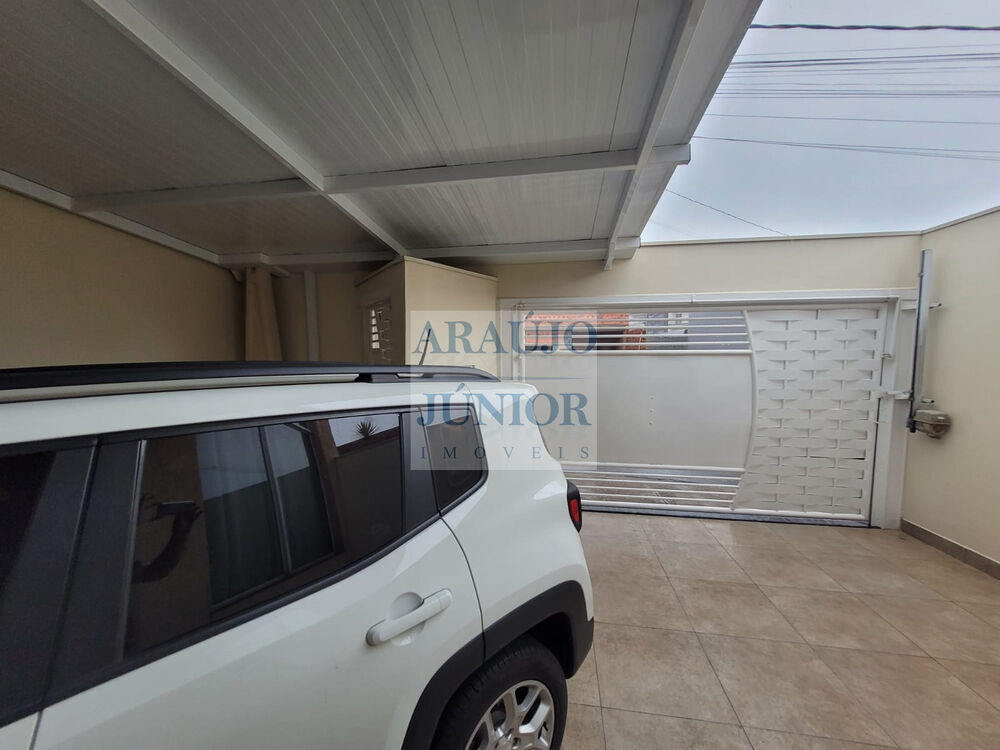Casa à venda com 2 quartos, 154m² - Foto 2