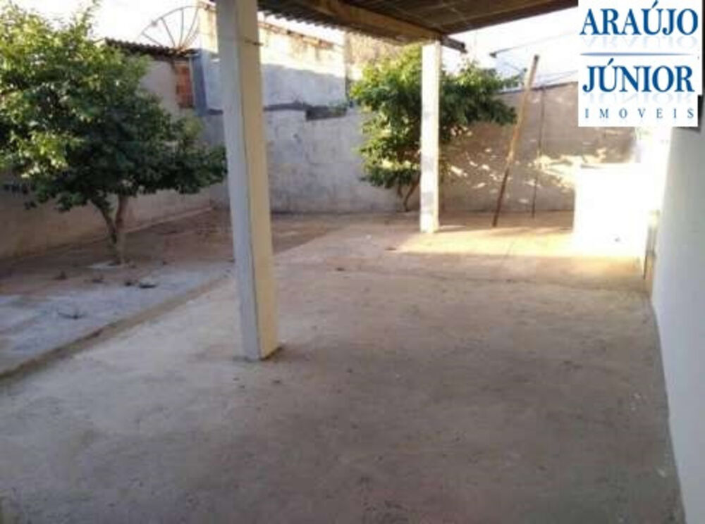 Casa à venda com 2 quartos, 82m² - Foto 7