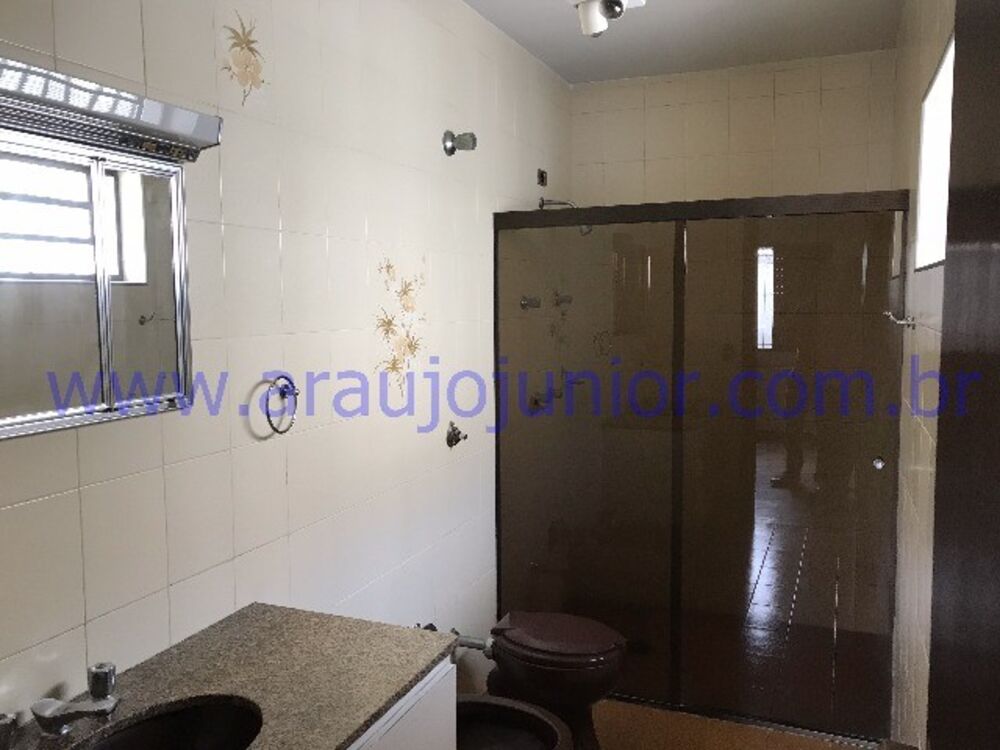 Casa, 3 quartos, 178 m² - Foto 1