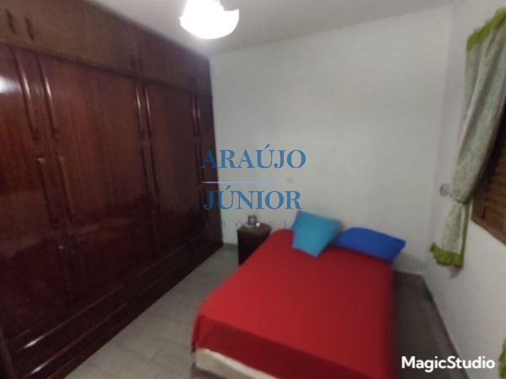 Casa, 4 quartos, 330 m² - Foto 2