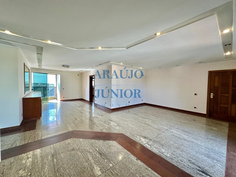 Apartamento, 3 quartos, 230 m² - Foto 1