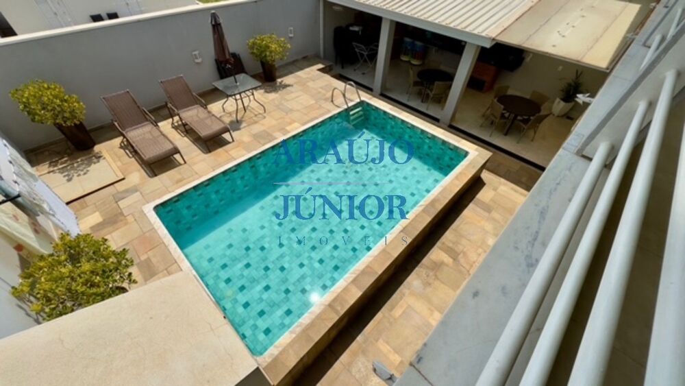 Casa, 4 quartos, 441 m² - Foto 1