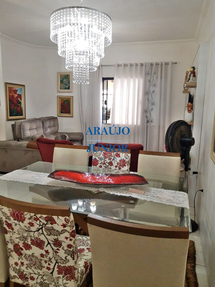 Casa, 3 quartos, 134 m² - Foto 1