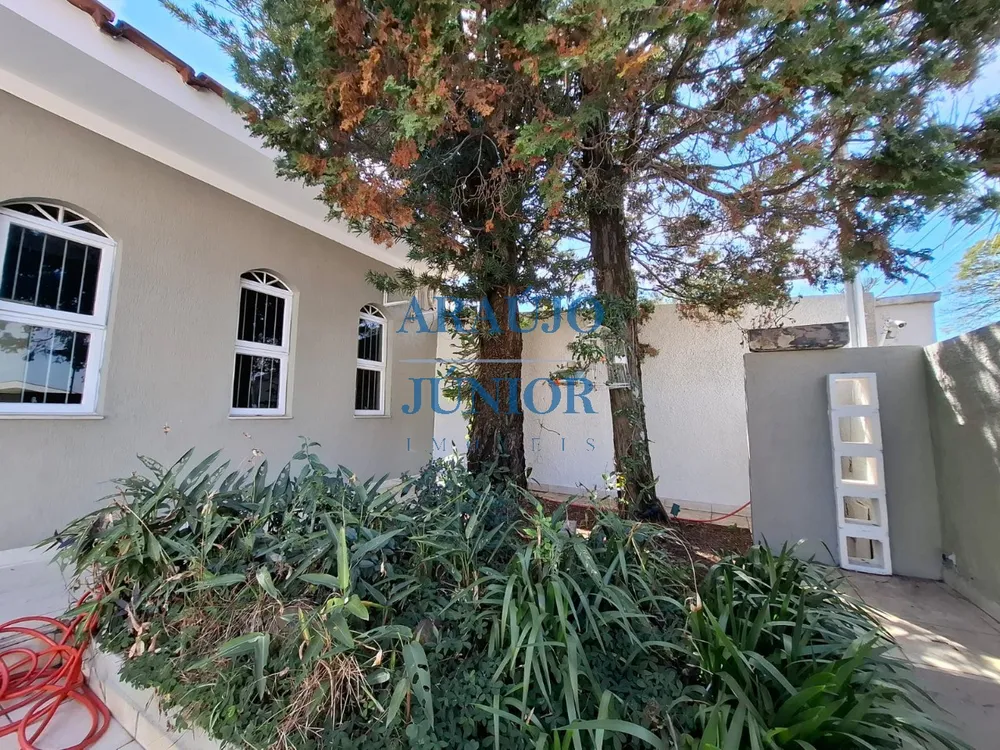 Casa, 3 quartos, 197 m² - Foto 2