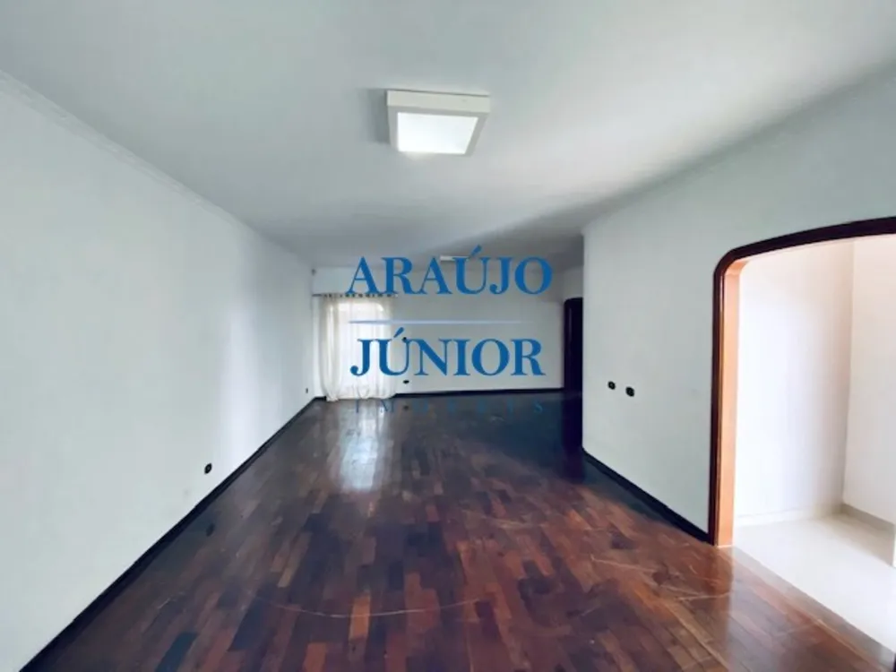 Casa, 4 quartos, 215 m² - Foto 3