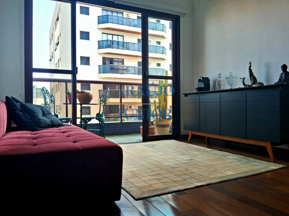 Apartamento à venda com 3 quartos, 137m² - Foto 3