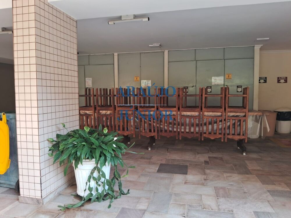 Apartamento à venda com 3 quartos, 137m² - Foto 30