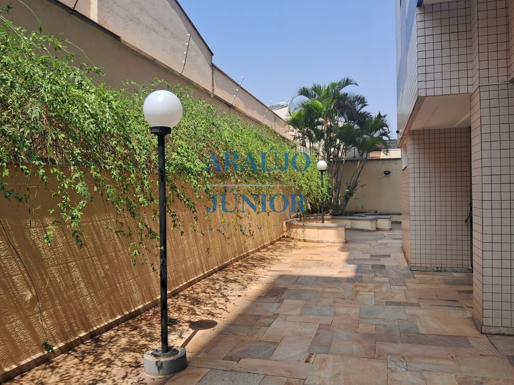 Apartamento à venda com 3 quartos, 137m² - Foto 33