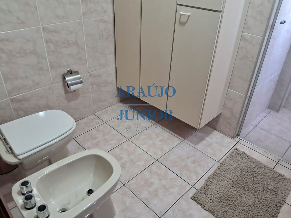Apartamento à venda com 3 quartos, 137m² - Foto 20