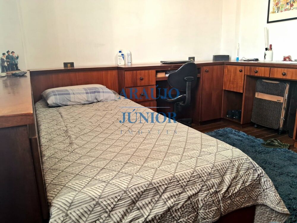 Apartamento à venda com 3 quartos, 137m² - Foto 10
