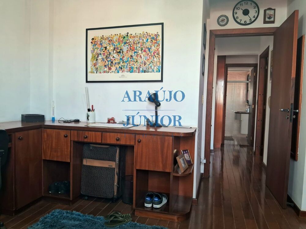 Apartamento à venda com 3 quartos, 137m² - Foto 11