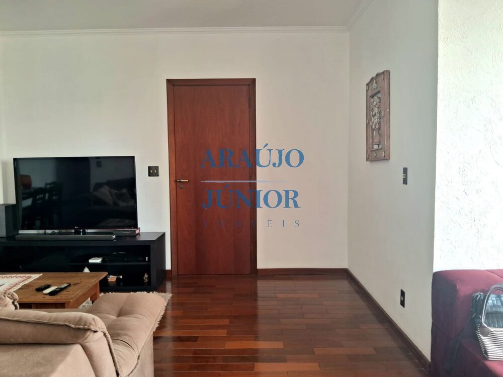 Apartamento à venda com 3 quartos, 137m² - Foto 5