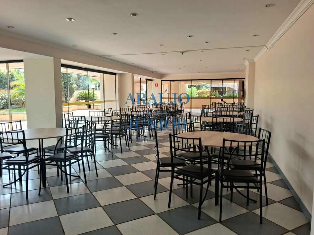 Apartamento à venda com 3 quartos, 137m² - Foto 29