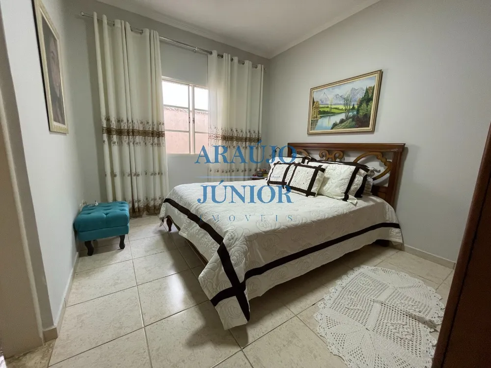 Casa, 3 quartos, 189 m² - Foto 1