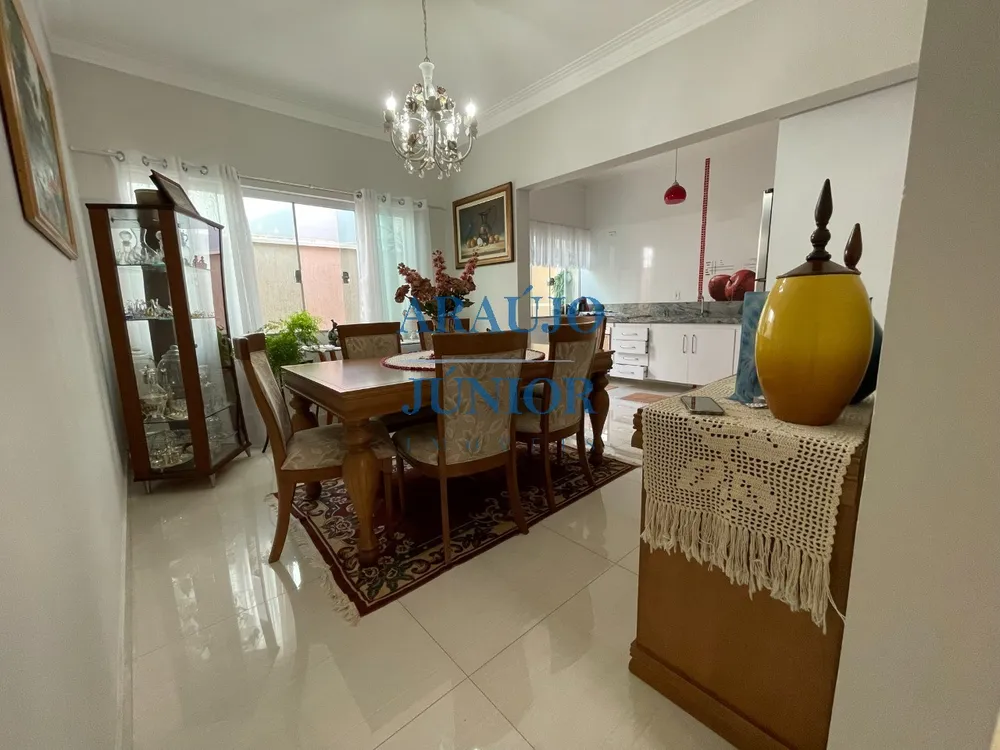 Casa, 3 quartos, 189 m² - Foto 3