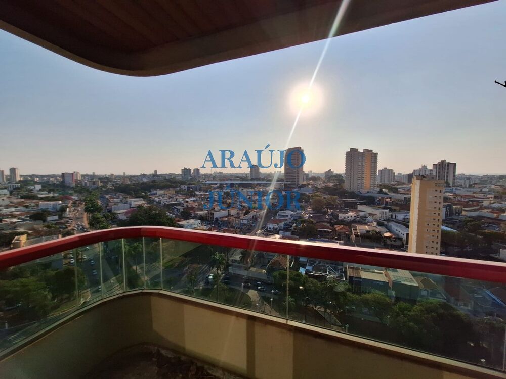 Apartamento, 3 quartos, 220 m² - Foto 1