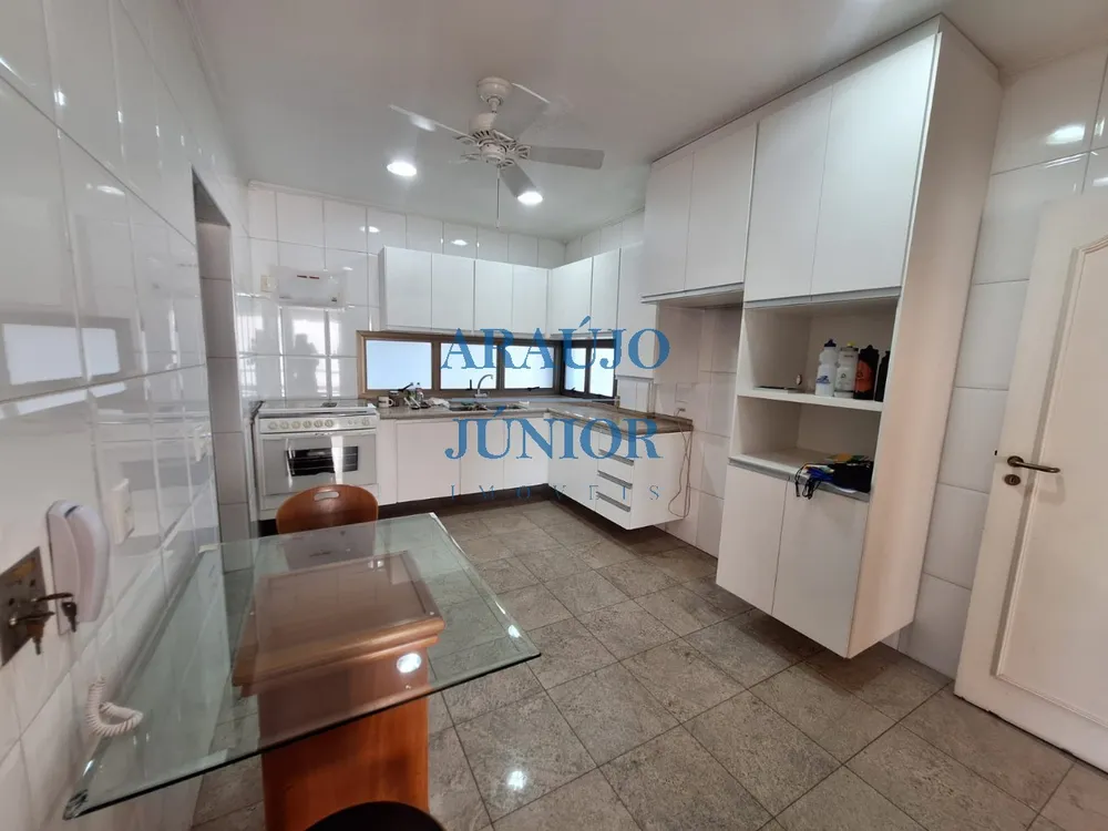 Apartamento, 3 quartos, 220 m² - Foto 12
