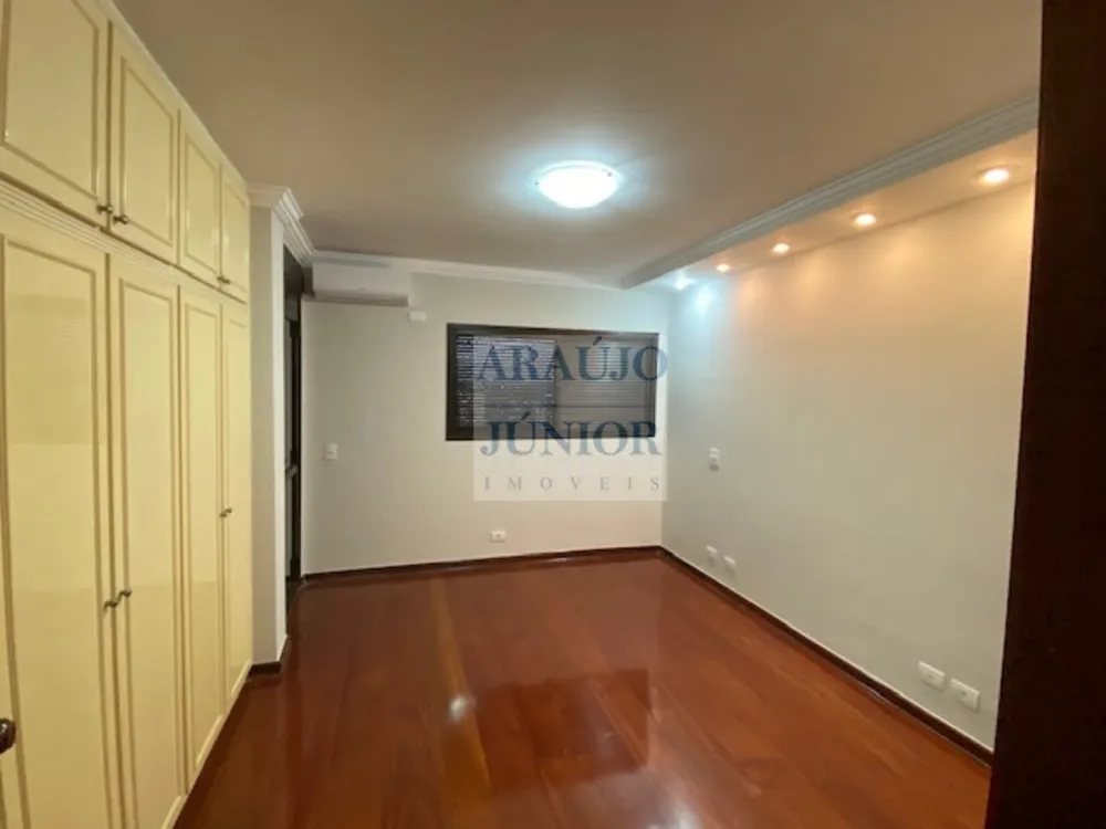 Apartamento, 3 quartos, 220 m² - Foto 3