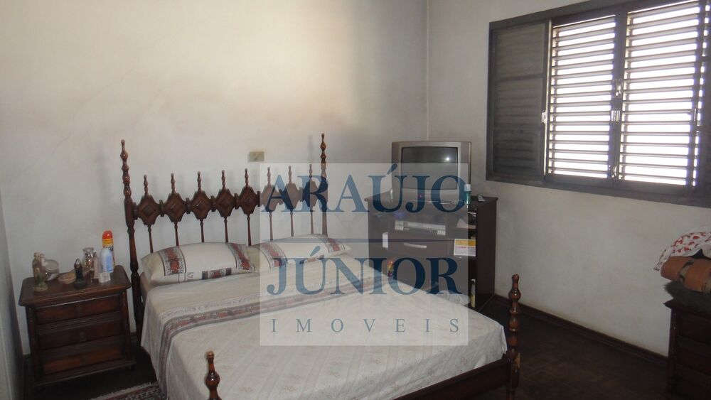 Casa à venda com 3 quartos, 118m² - Foto 2