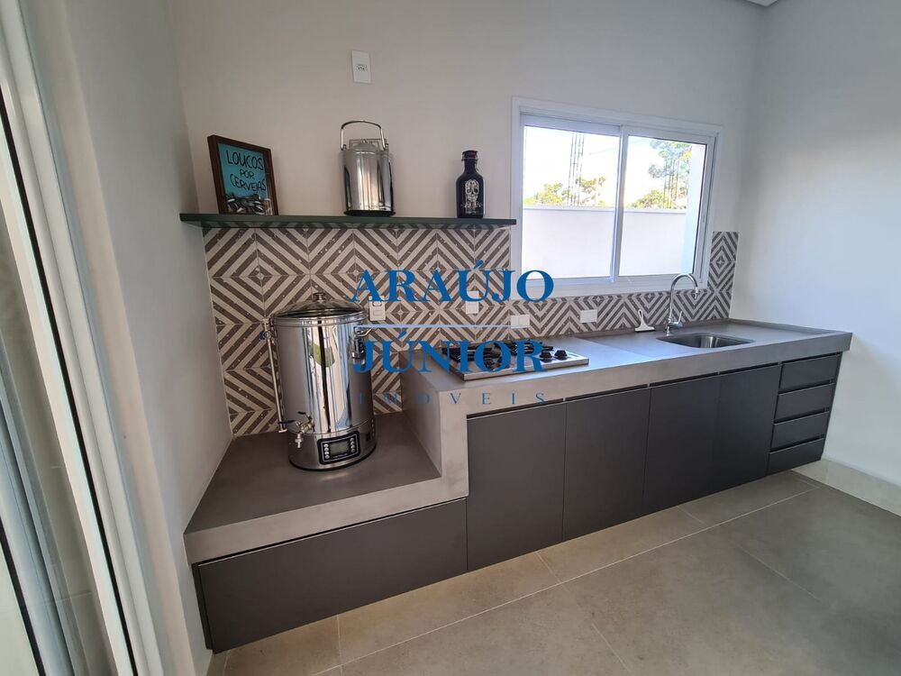 Casa, 3 quartos, 220 m² - Foto 3