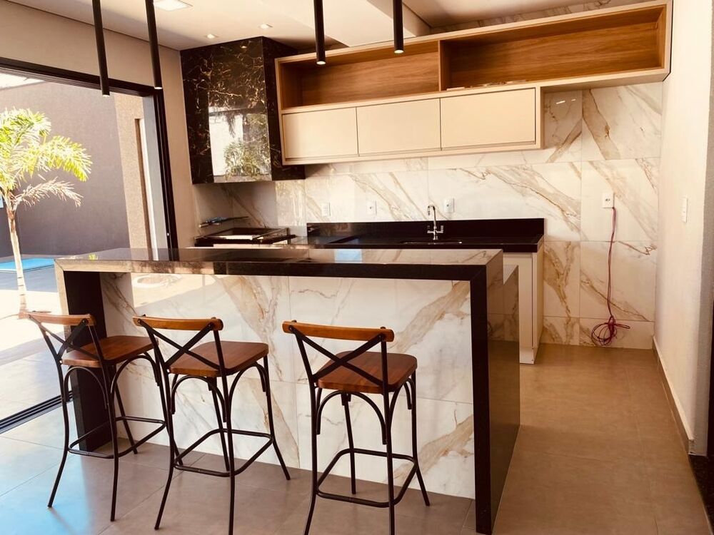 Casa, 3 quartos, 274 m² - Foto 3