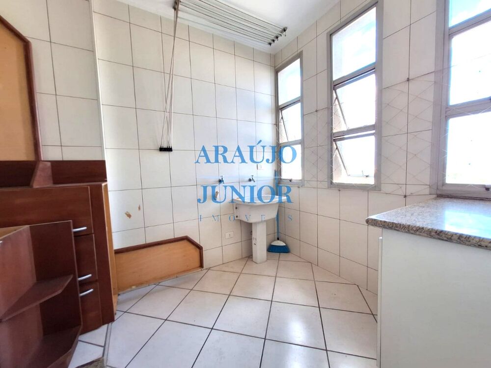 Apartamento, 3 quartos, 120 m² - Foto 2
