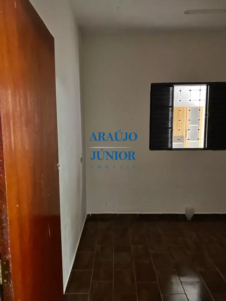 Casa à venda com 3 quartos, 250m² - Foto 7