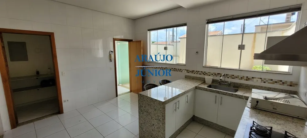 Casa, 3 quartos, 300 m² - Foto 5