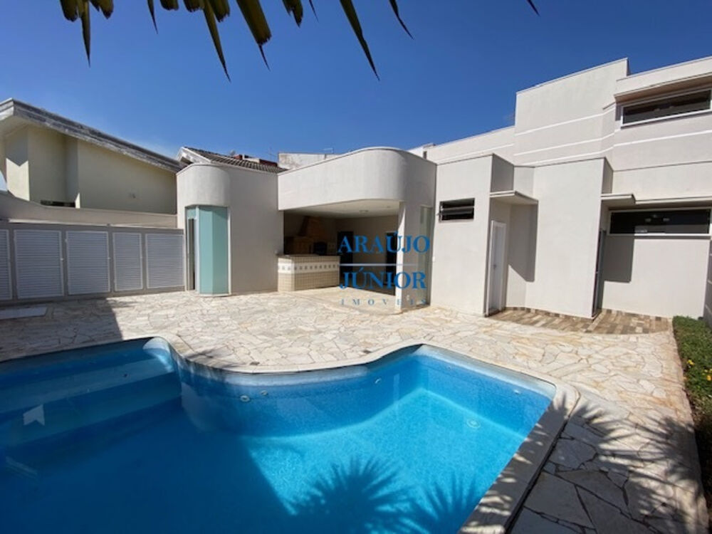 Casa, 3 quartos, 200 m² - Foto 1