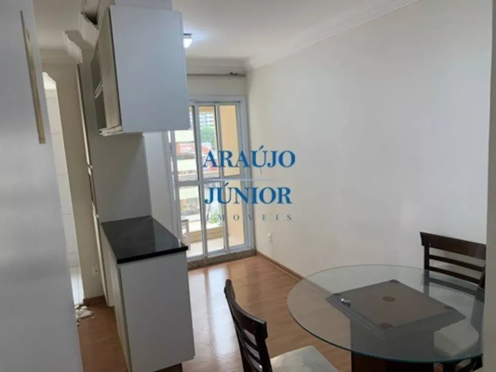 Apartamento à venda com 3 quartos, 70m² - Foto 3