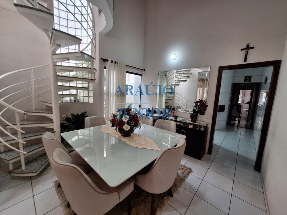 Casa, 3 quartos, 185 m² - Foto 28