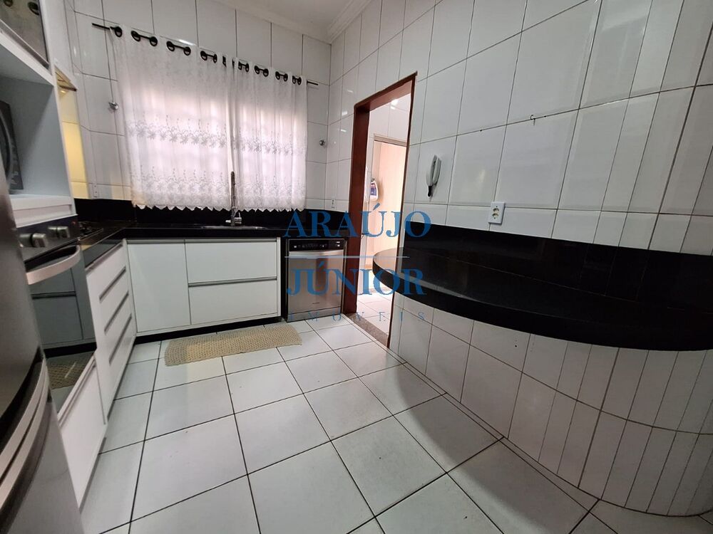 Casa, 3 quartos, 185 m² - Foto 31
