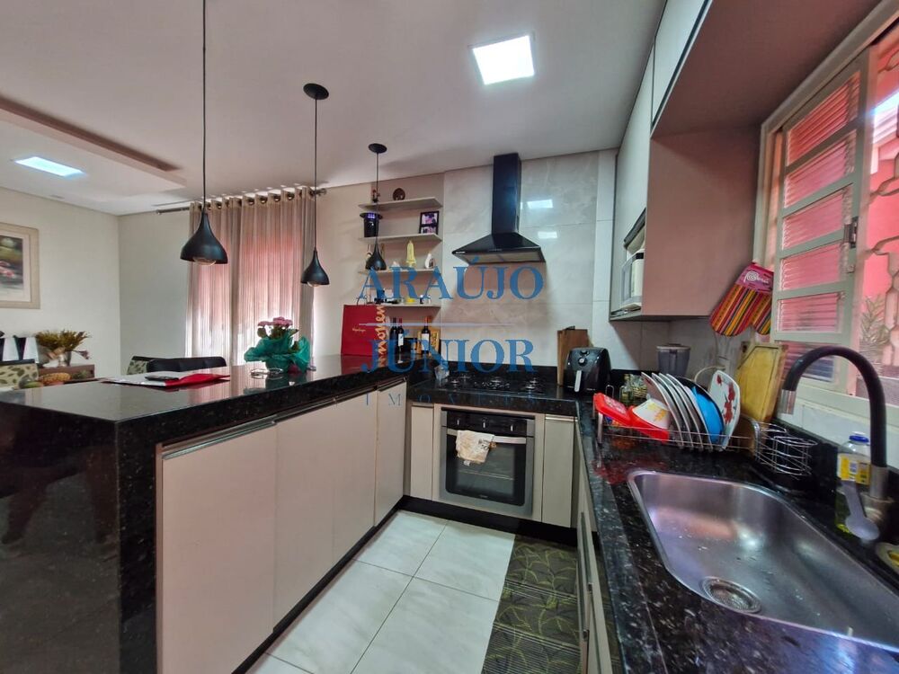 Casa, 3 quartos, 195 m² - Foto 10