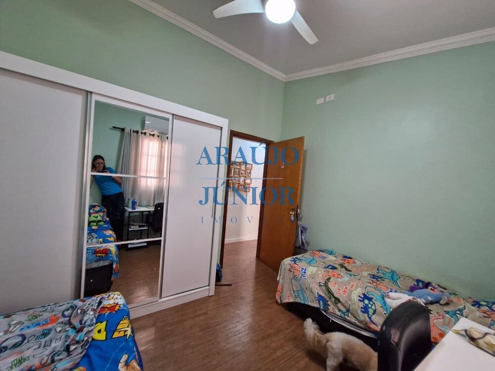 Casa, 3 quartos, 195 m² - Foto 25