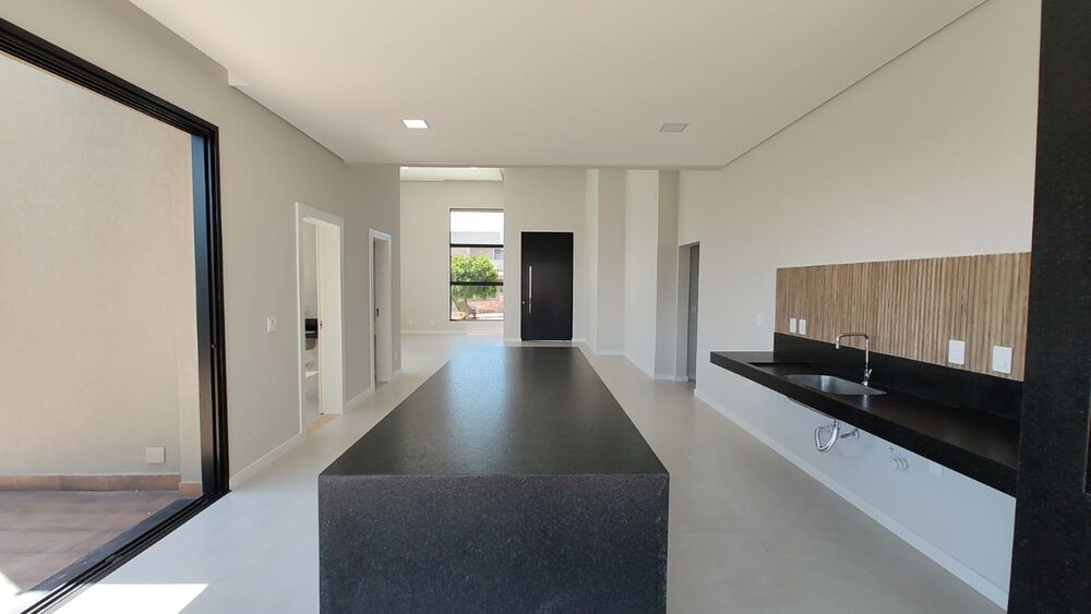 Casa à venda com 3 quartos, 226m² - Foto 10