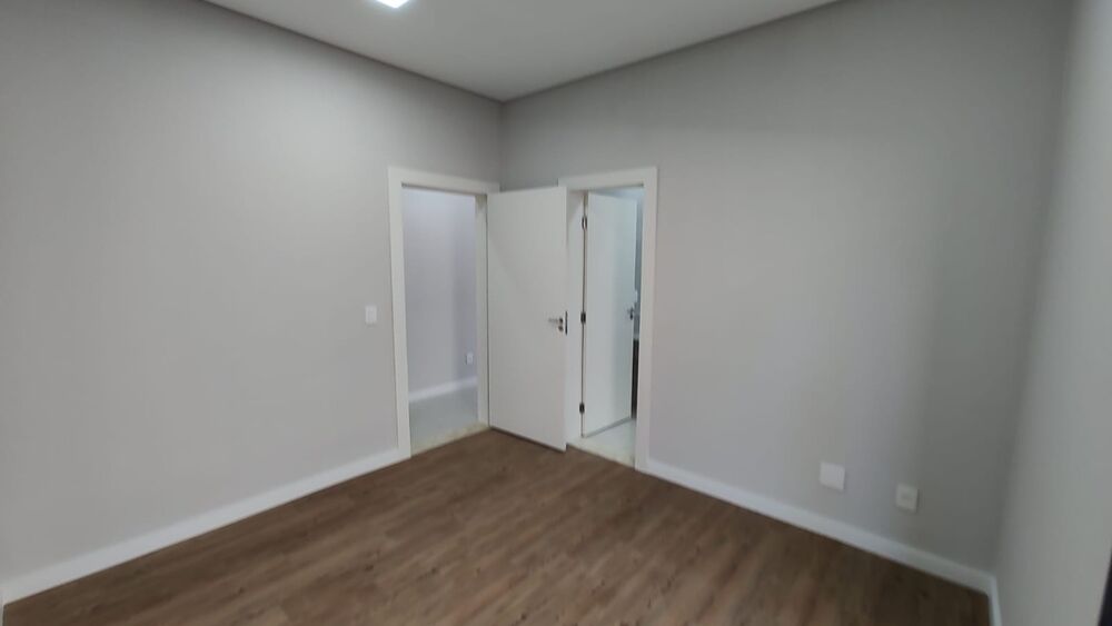 Casa à venda com 3 quartos, 226m² - Foto 13