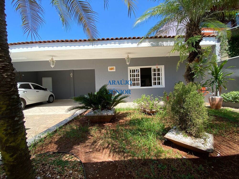 Casa, 3 quartos, 178 m² - Foto 1