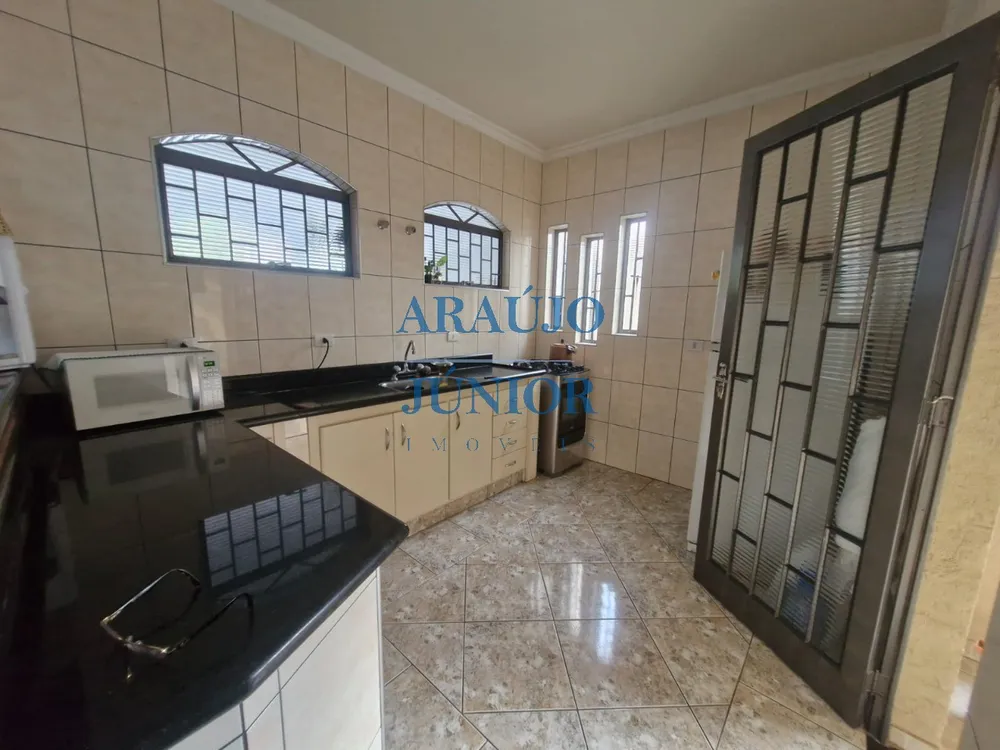 Casa, 3 quartos, 220 m² - Foto 10