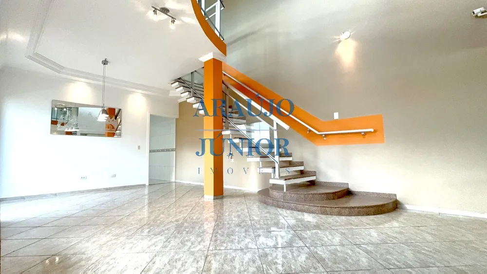 Casa, 4 quartos, 262 m² - Foto 1
