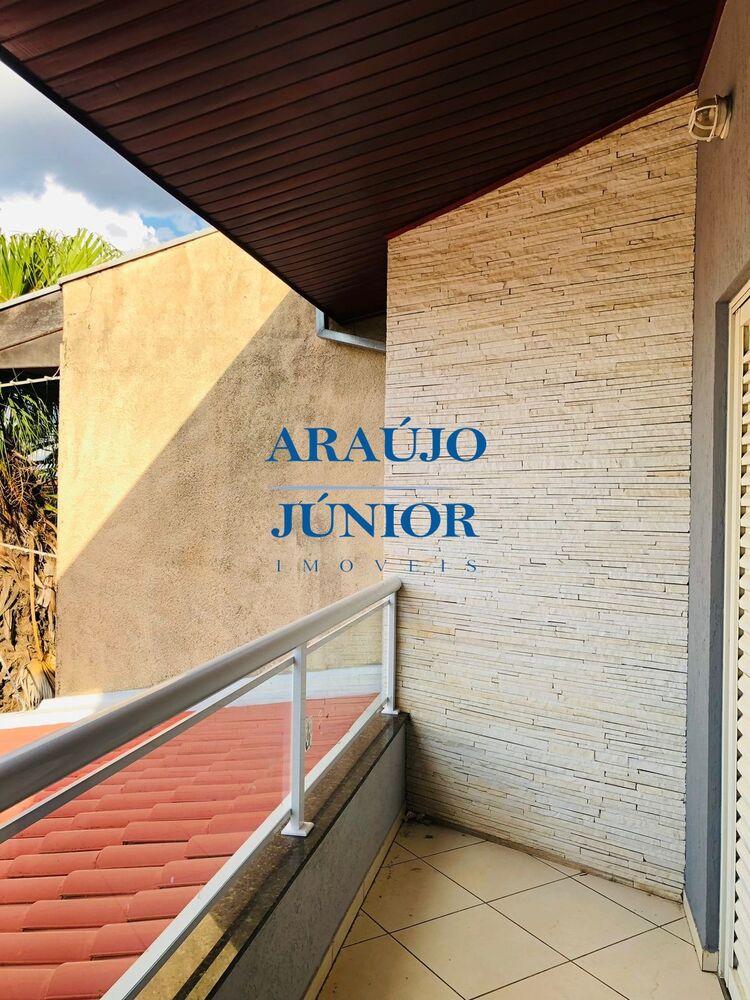 Casa à venda com 4 quartos, 235m² - Foto 10