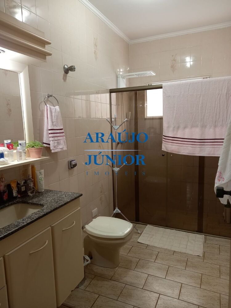Casa à venda com 3 quartos, 270m² - Foto 7