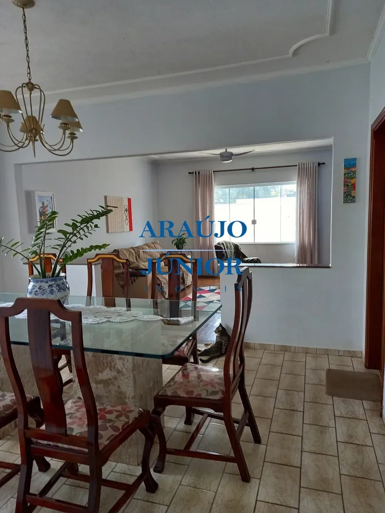 Casa, 3 quartos, 270 m² - Foto 11