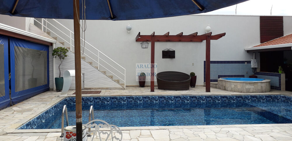 Casa, 3 quartos, 280 m² - Foto 2