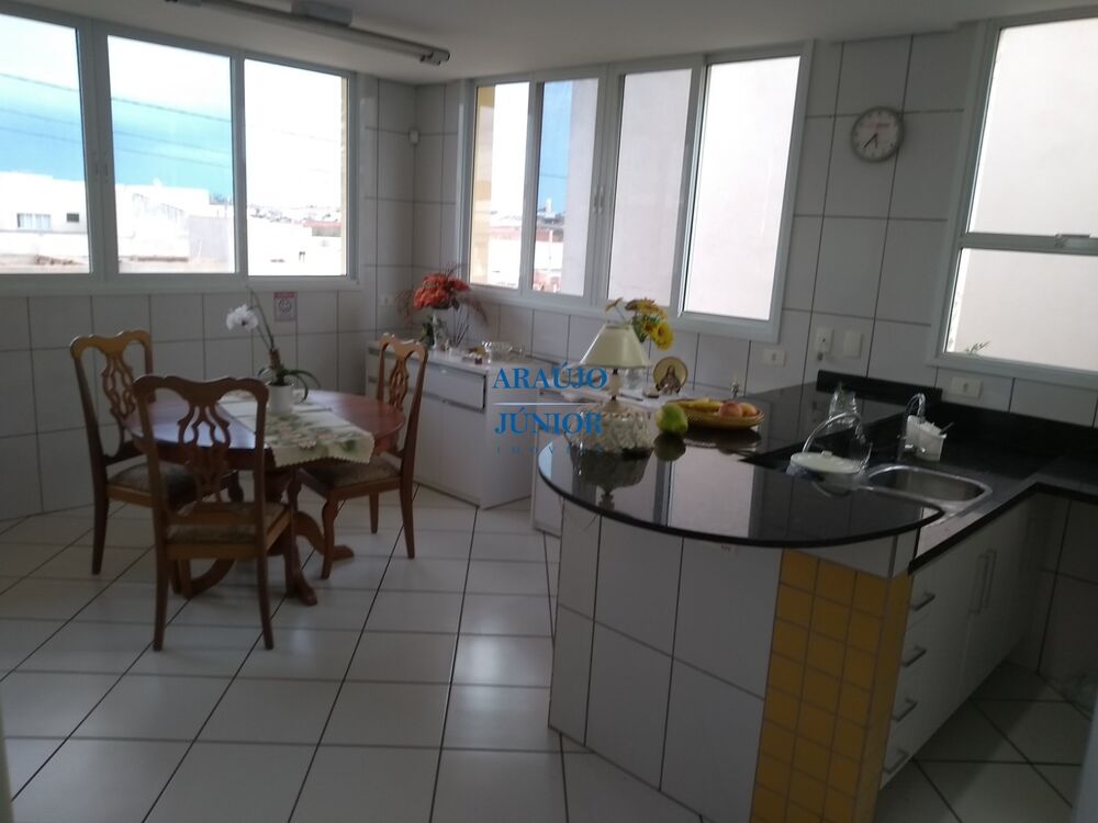 Casa, 2 quartos, 240 m² - Foto 17