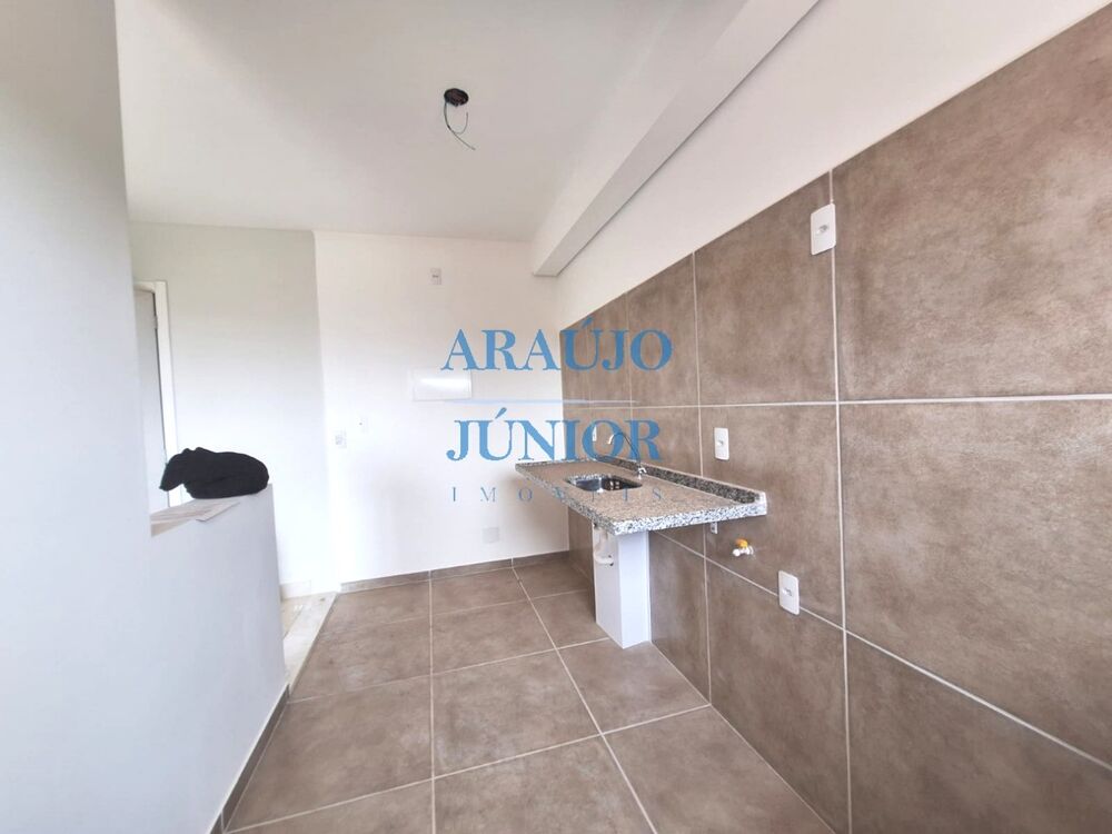 Apartamento para alugar com 2 quartos, 65m² - Foto 2