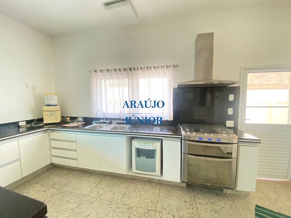 Casa à venda com 5 quartos, 726m² - Foto 9
