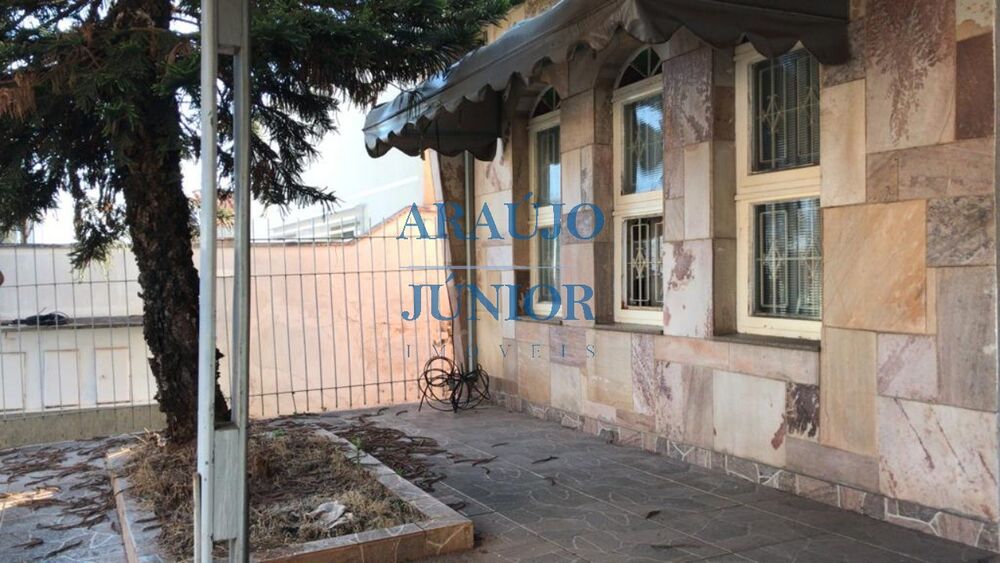 Casa, 3 quartos, 460 m² - Foto 1