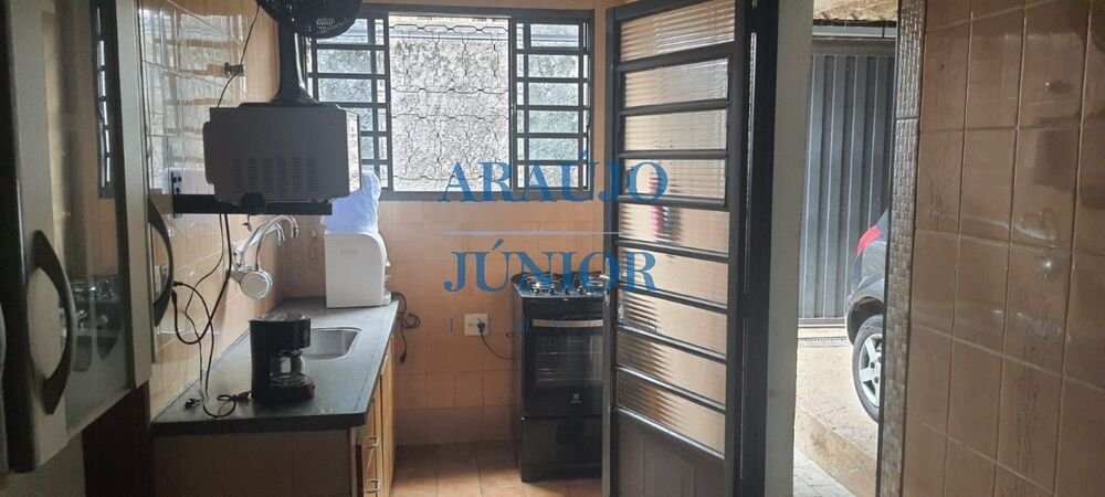 Casa à venda com 3 quartos, 80m² - Foto 12