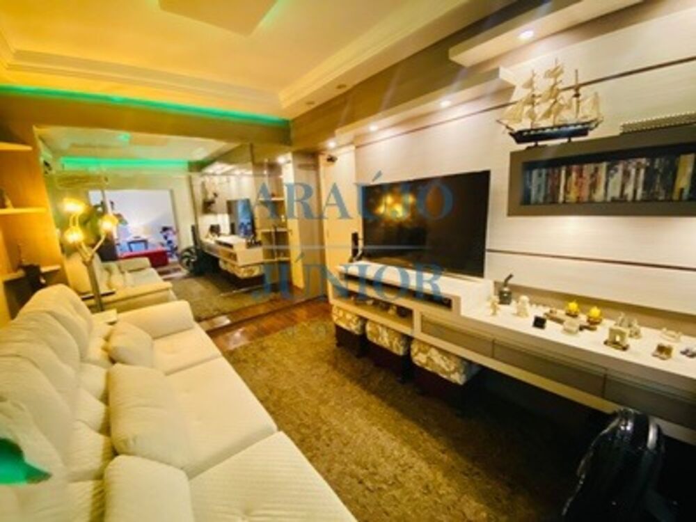 Apartamento à venda com 3 quartos, 140m² - Foto 1